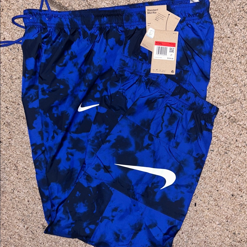 Msrp $105 New Large  Nike USA 2022-23 Womens Essential Graphic Jogger Pant